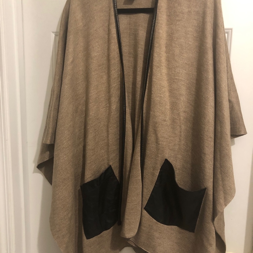 NEW YORK AND COMPANY LIGHT BROWN /TAN WRAP